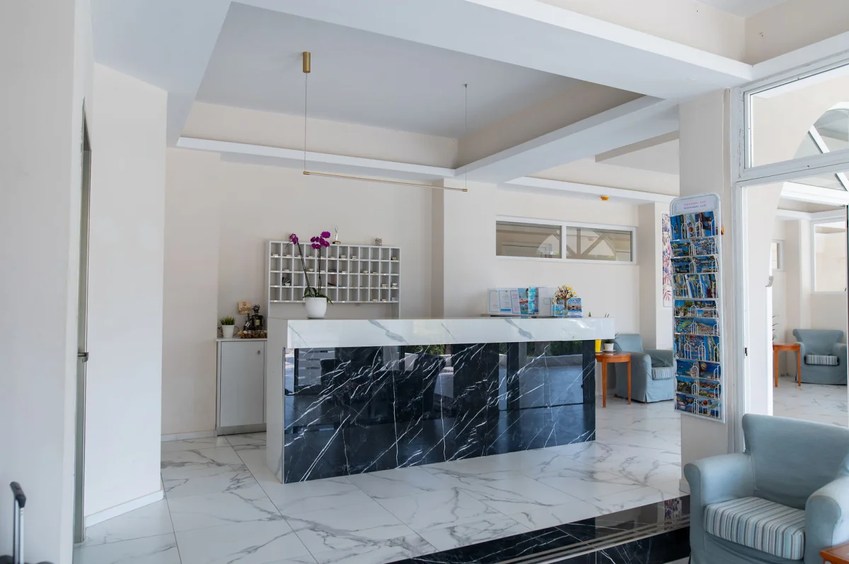 Cavo D'oro Hotel