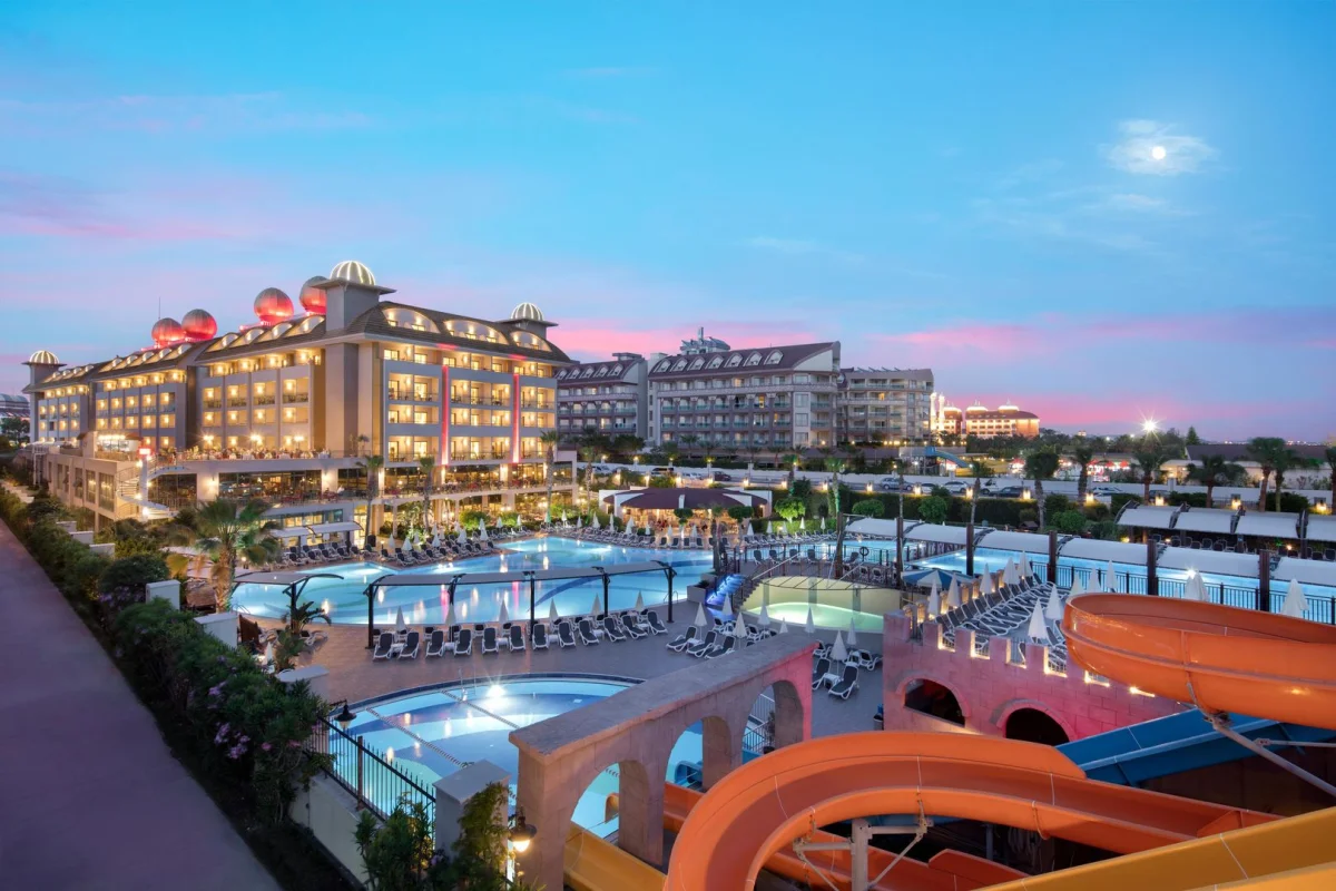 Aydinbey King's Palace Spa & Resort
