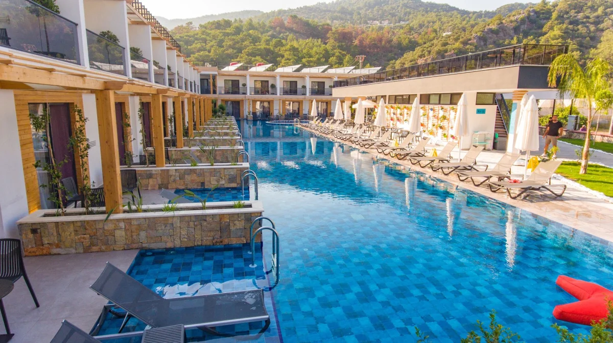 L Hotel Sarigerme