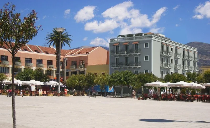 Aenos Hotel