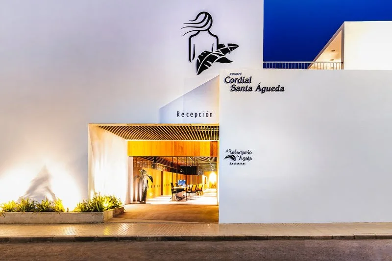 Cordial Santa Agueda & Perchel Beach Club