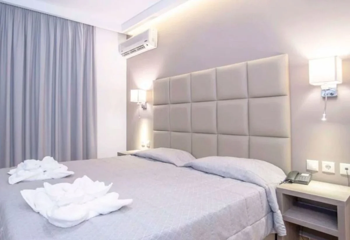 Altura Hotel