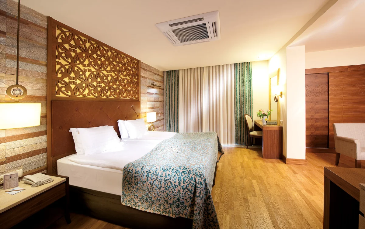 Melas Lara Hotel