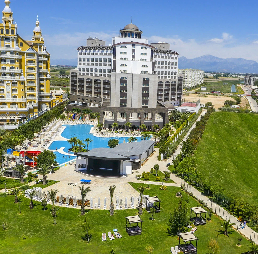 Melas Lara Hotel