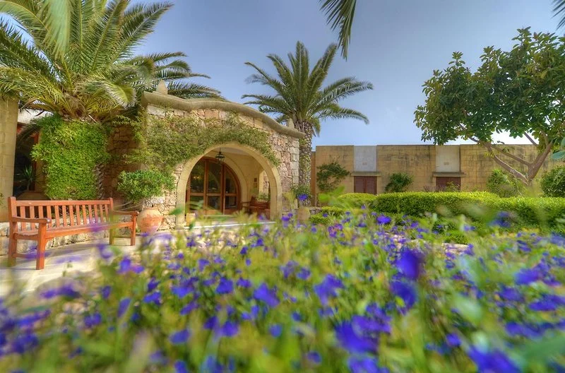  Ta'cenc Hotel
