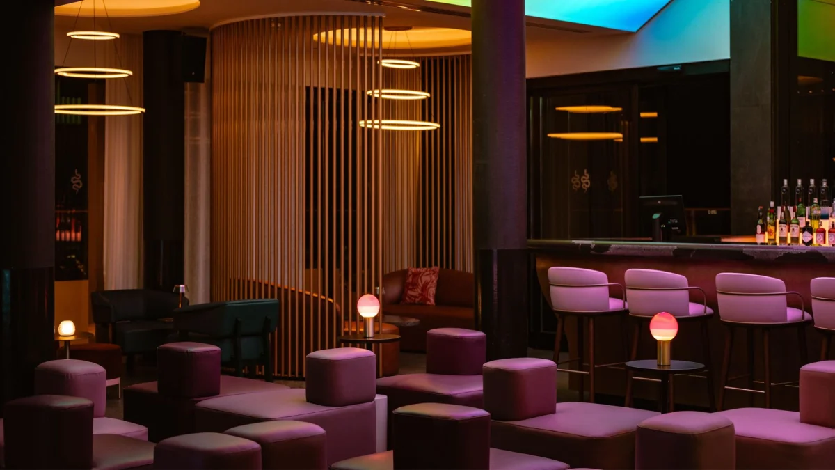 Ax Odycy Hotel