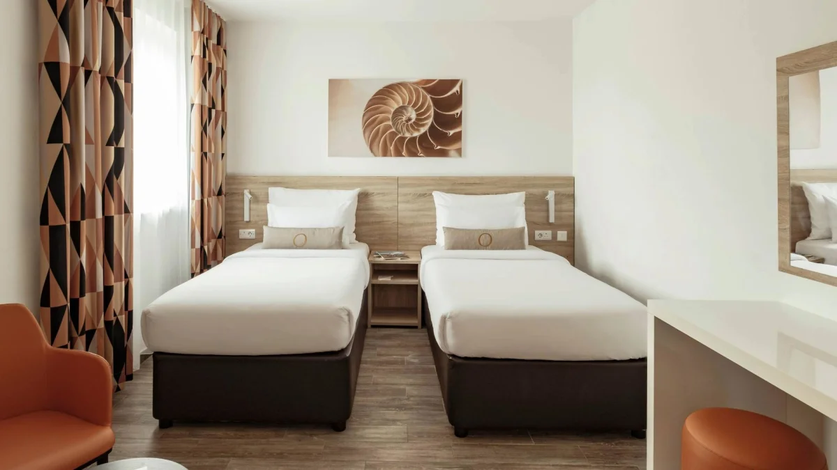 Ax Odycy Hotel