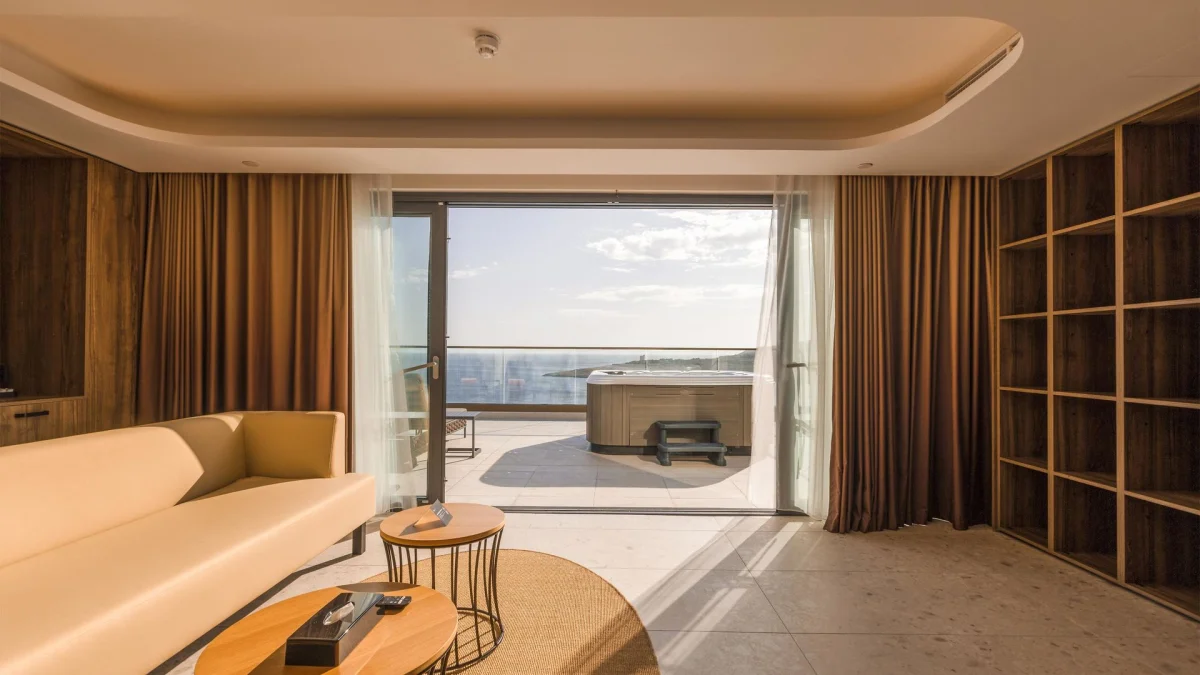 Ax Odycy Hotel