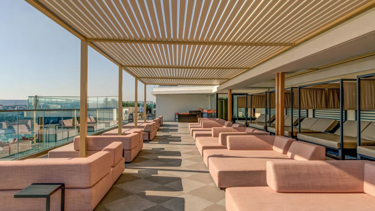 Ax Odycy Hotel