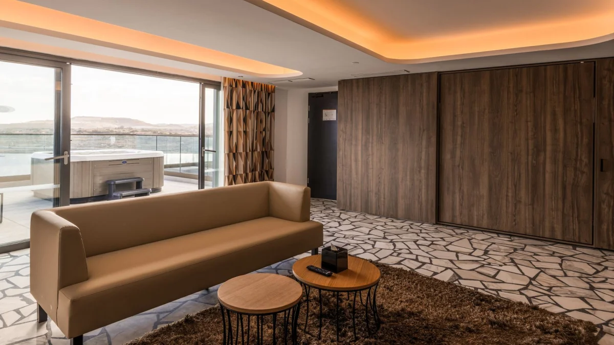 Ax Odycy Hotel