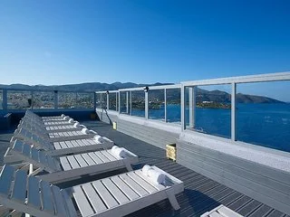 Mistral Bay