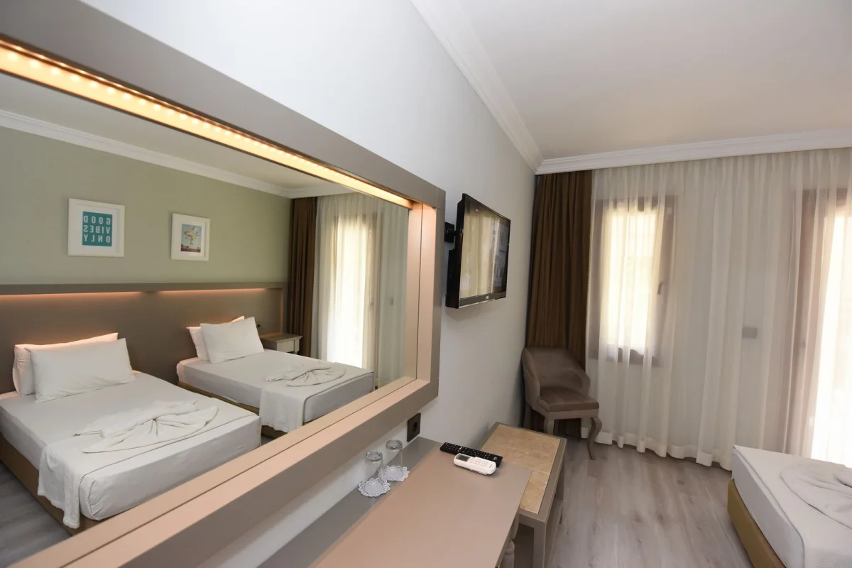 Pine Valley Hotel