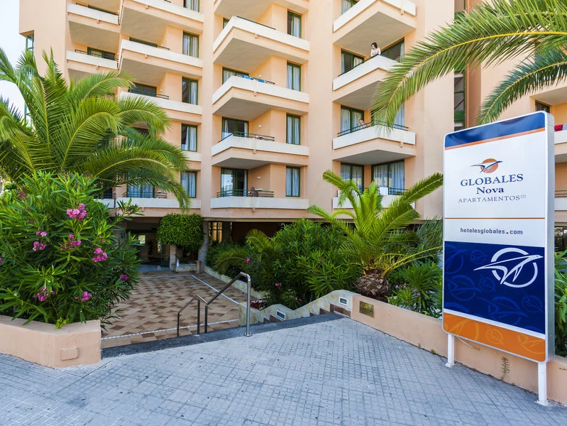 Apartamentos Globales Nova