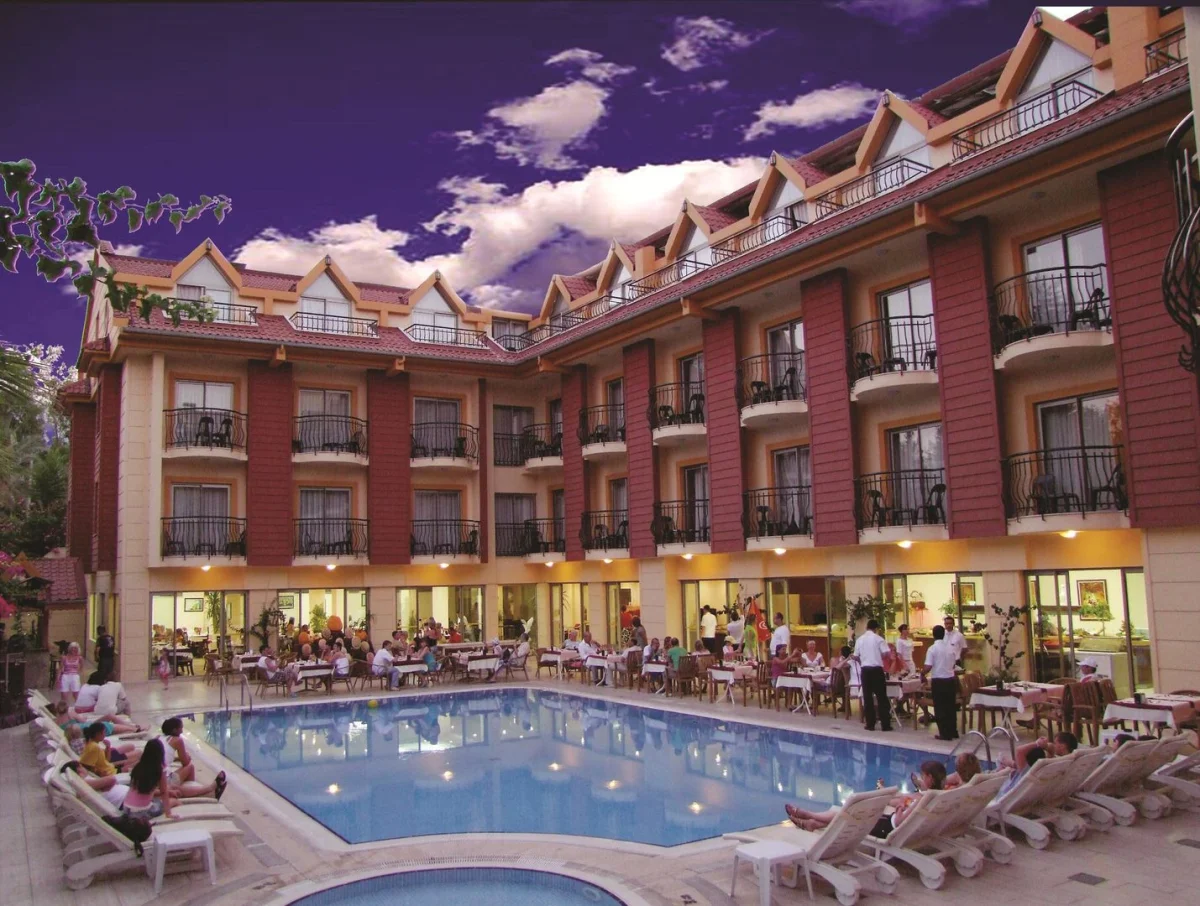 Astoria Hotel & Spa