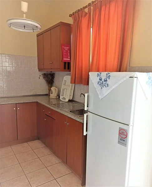 Amadeus Hawaii Studios & Apartments