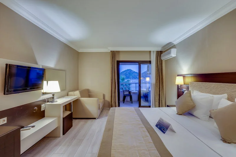 Faros Premium Beach Hotel (adults Only)