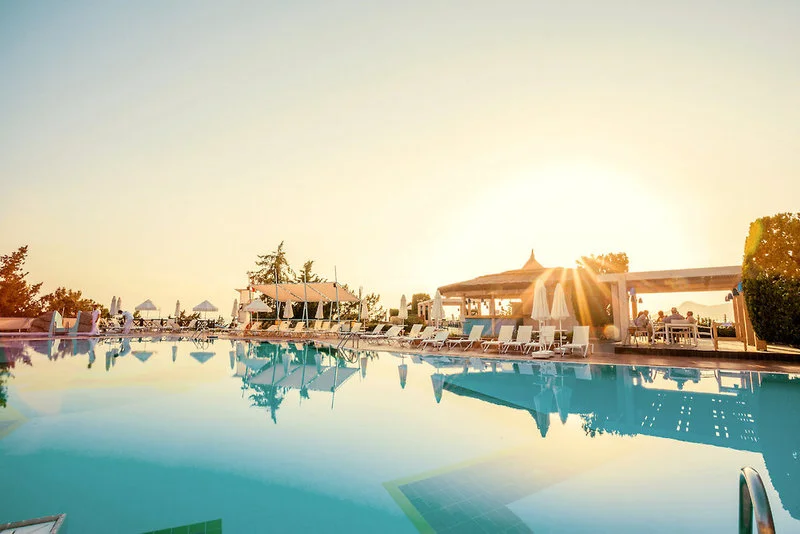 Liberty Lykia Adults Only (+16)