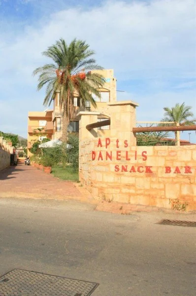 Danelis Apartments
