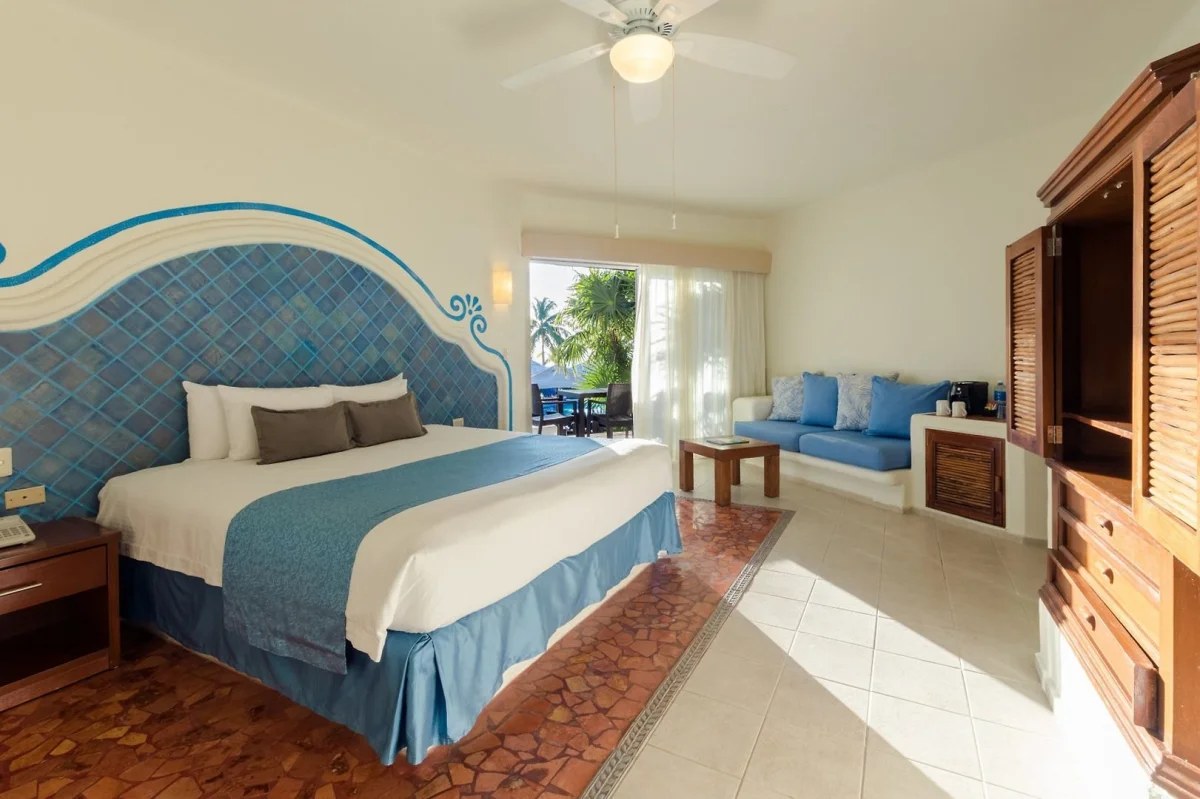 Desire Riviera Maya Pearl Resort