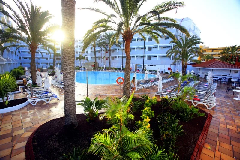 Akeah Broncemar Hotel