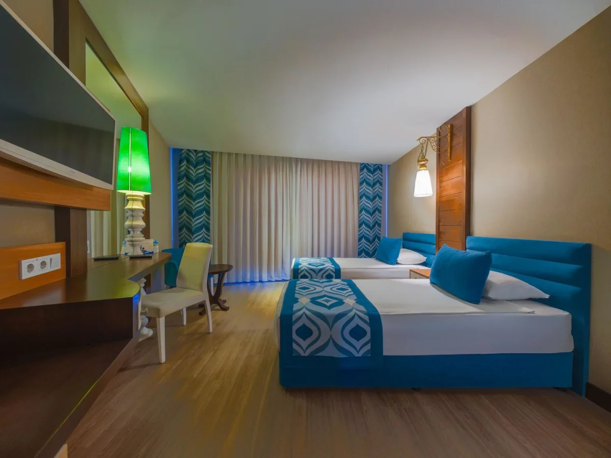 Dream World Resort