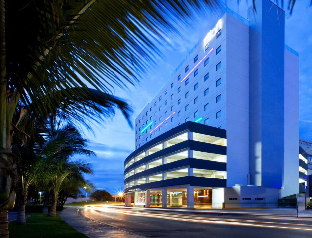  Aloft  Cancun