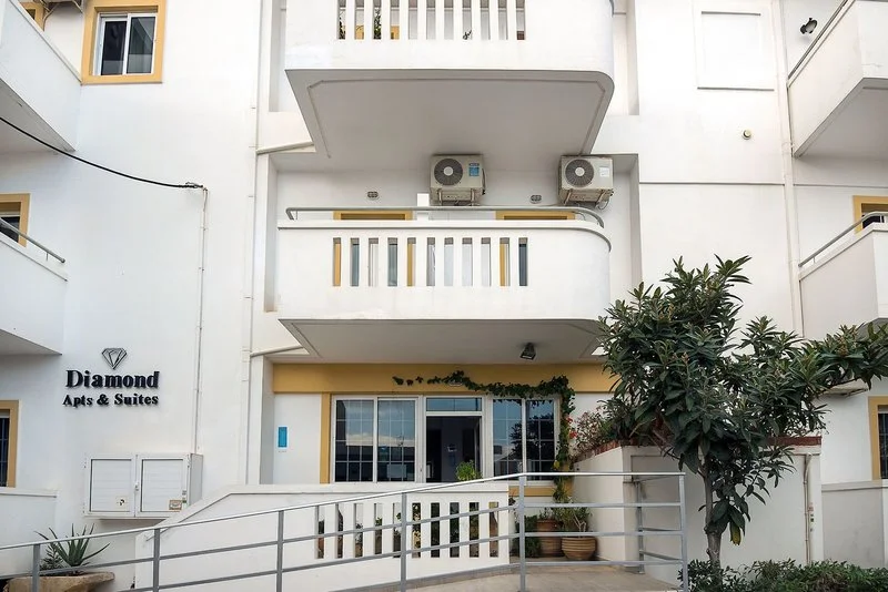 Diamond Apts And Suites