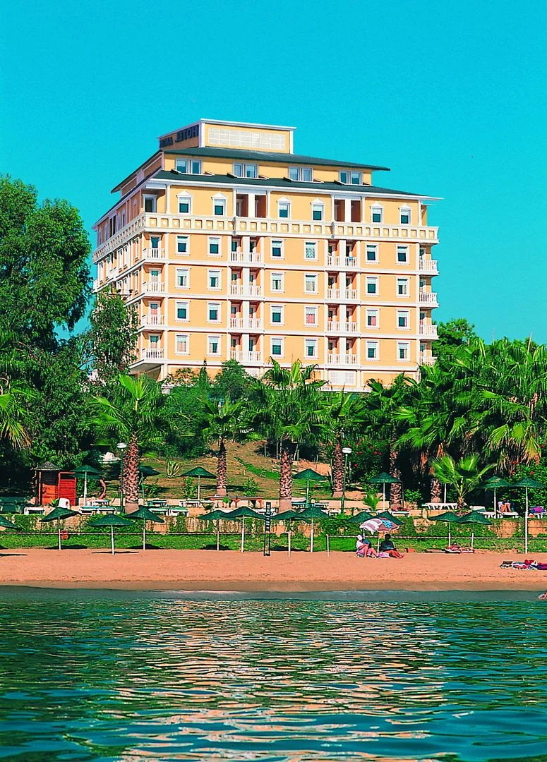 Antik Garden And Hotel Antik / Alanya