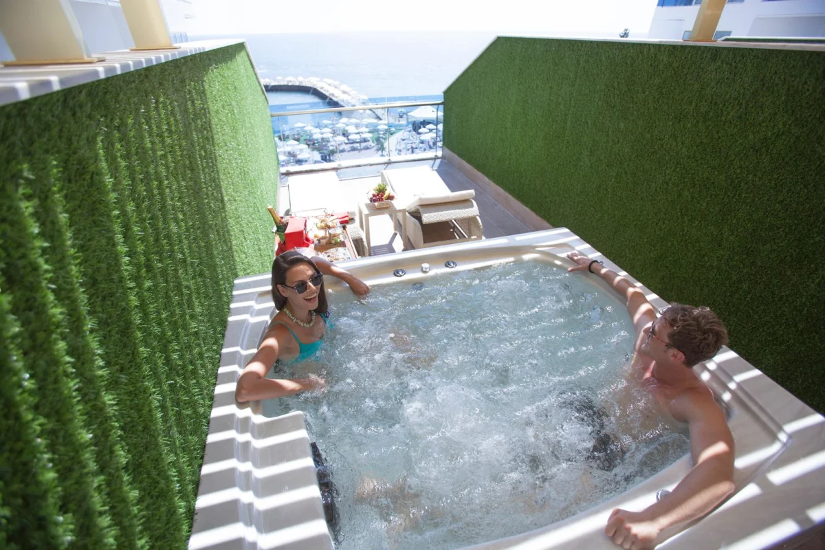  Azura Deluxe Resort & Spa Avsallar