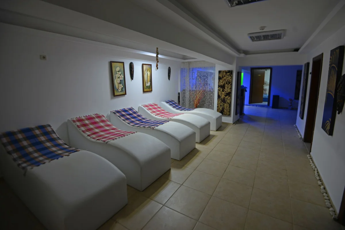 Gallery 4