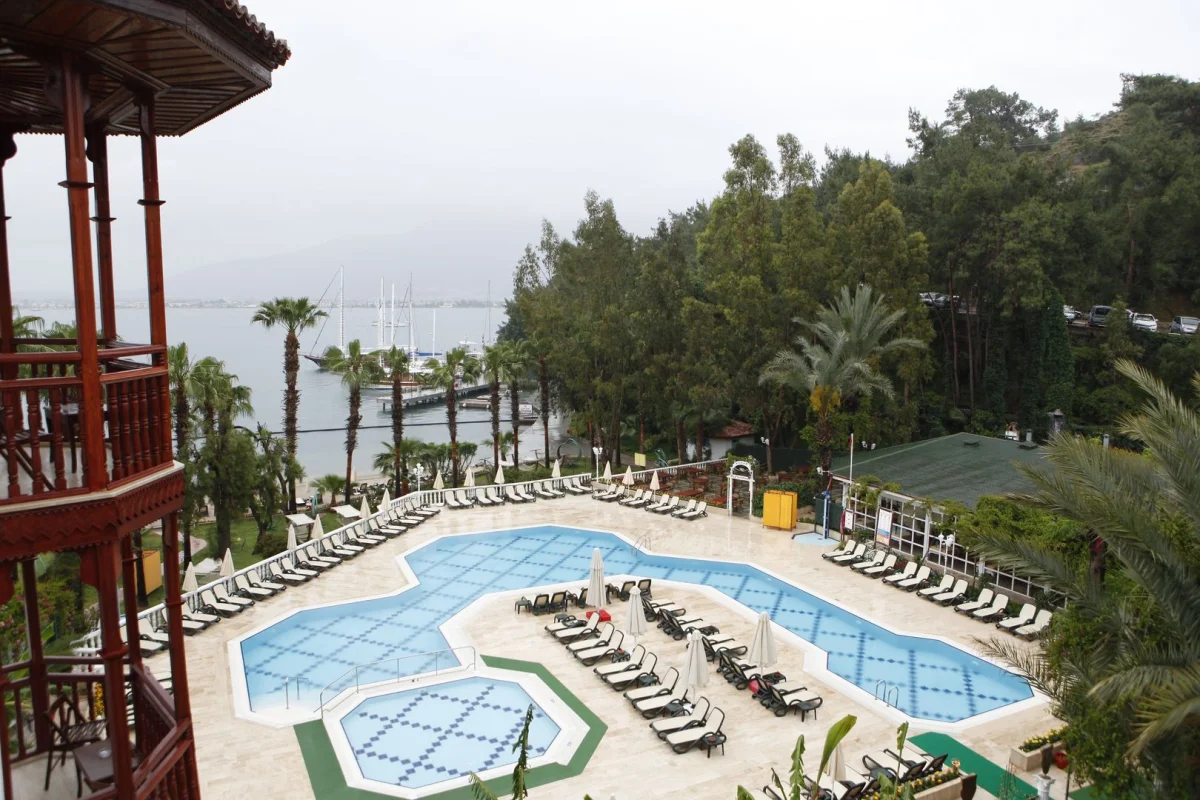  Club & Hotel Letoonia