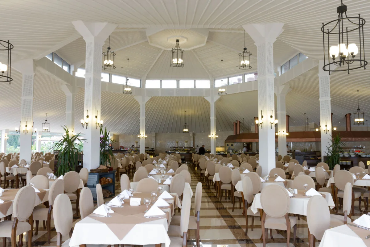  Club & Hotel Letoonia