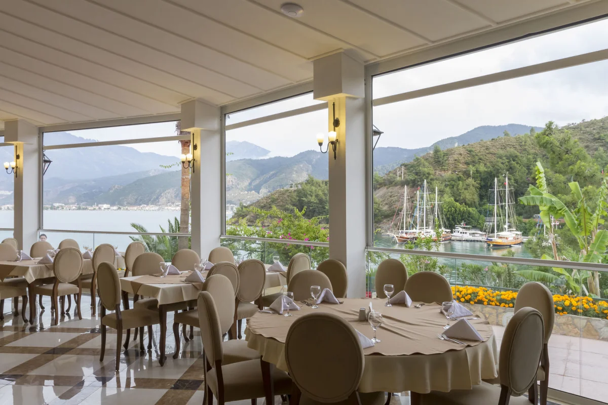  Club & Hotel Letoonia