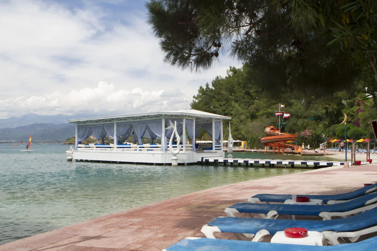  Club & Hotel Letoonia