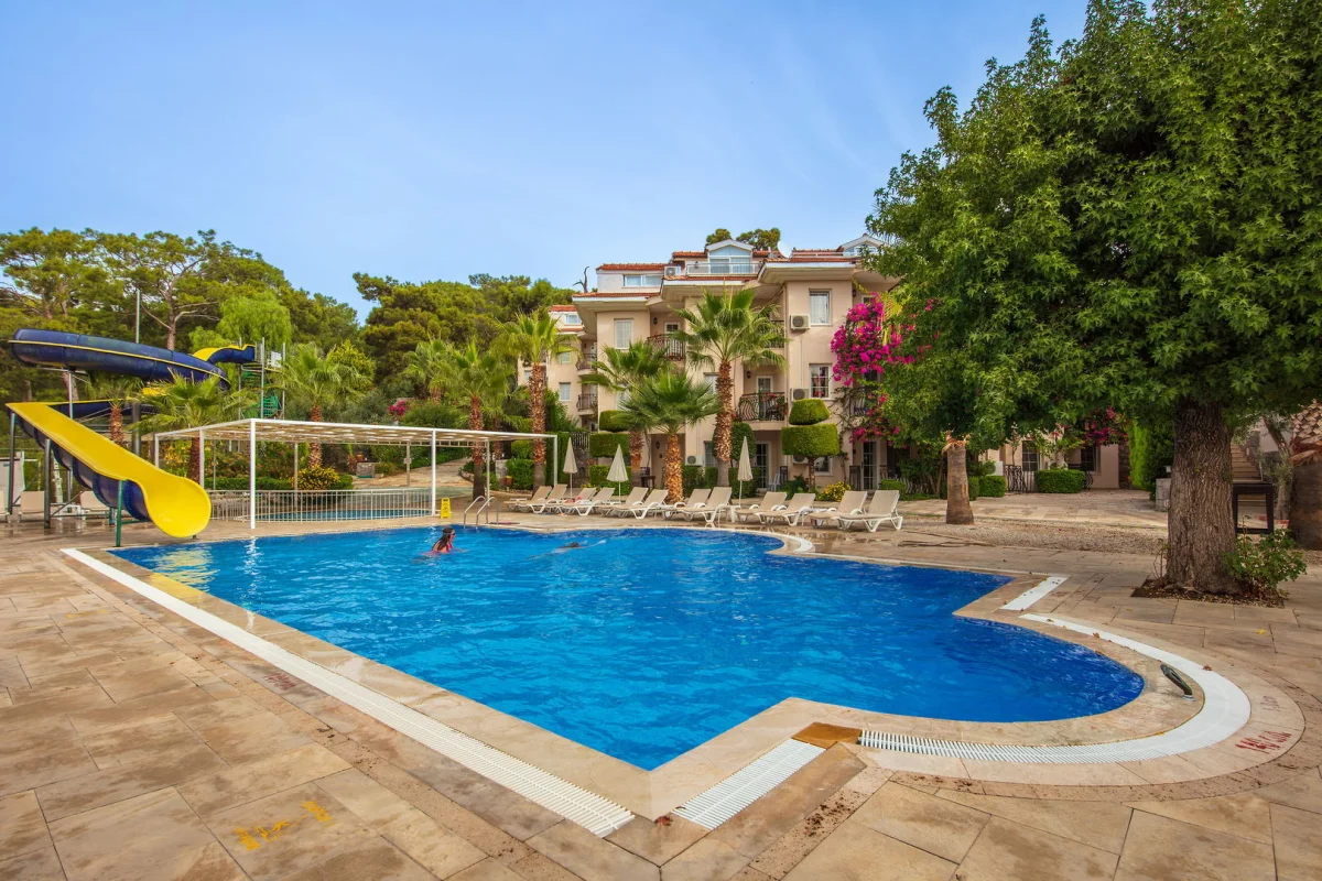 Nicholas Park Hotel