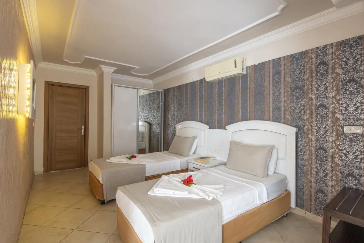 Nicholas Park Hotel