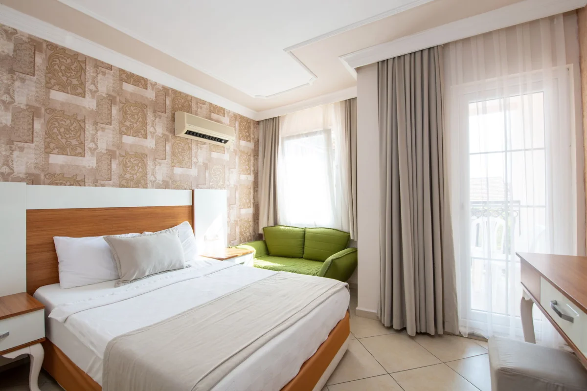 Nicholas Park Hotel