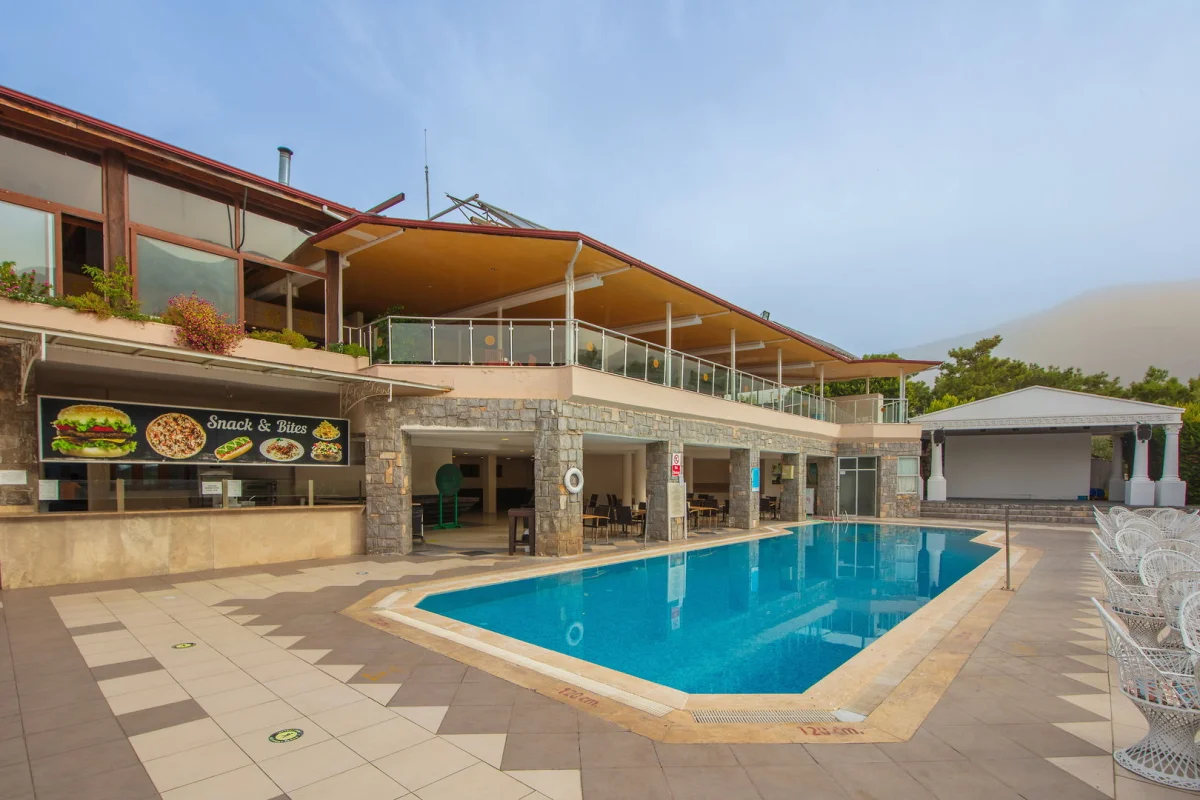 Nicholas Park Hotel