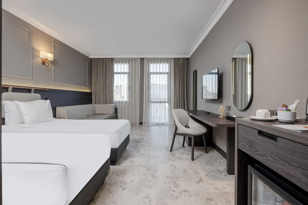  Adora Hotel & Resort