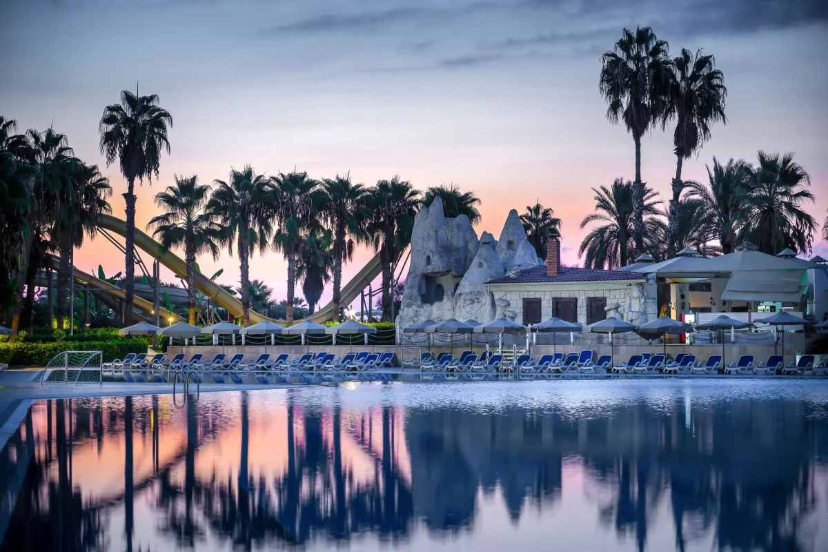  Adora Hotel & Resort