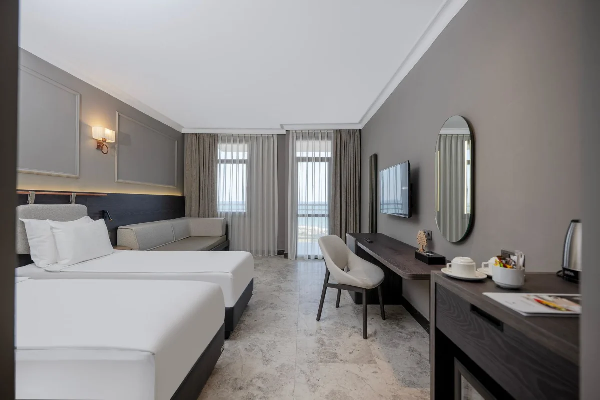  Adora Hotel & Resort
