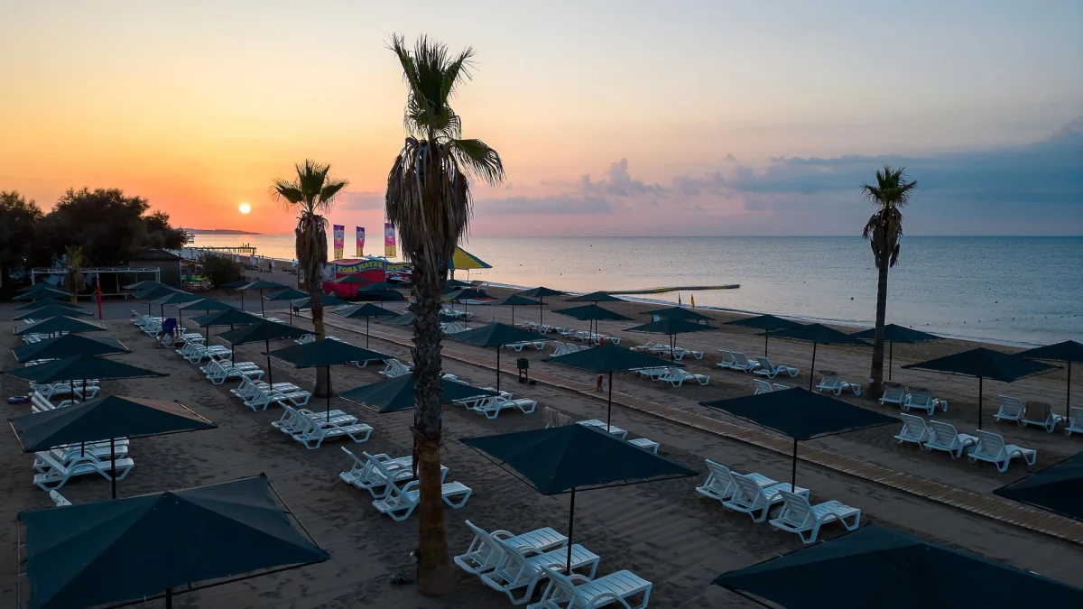  Adora Hotel & Resort
