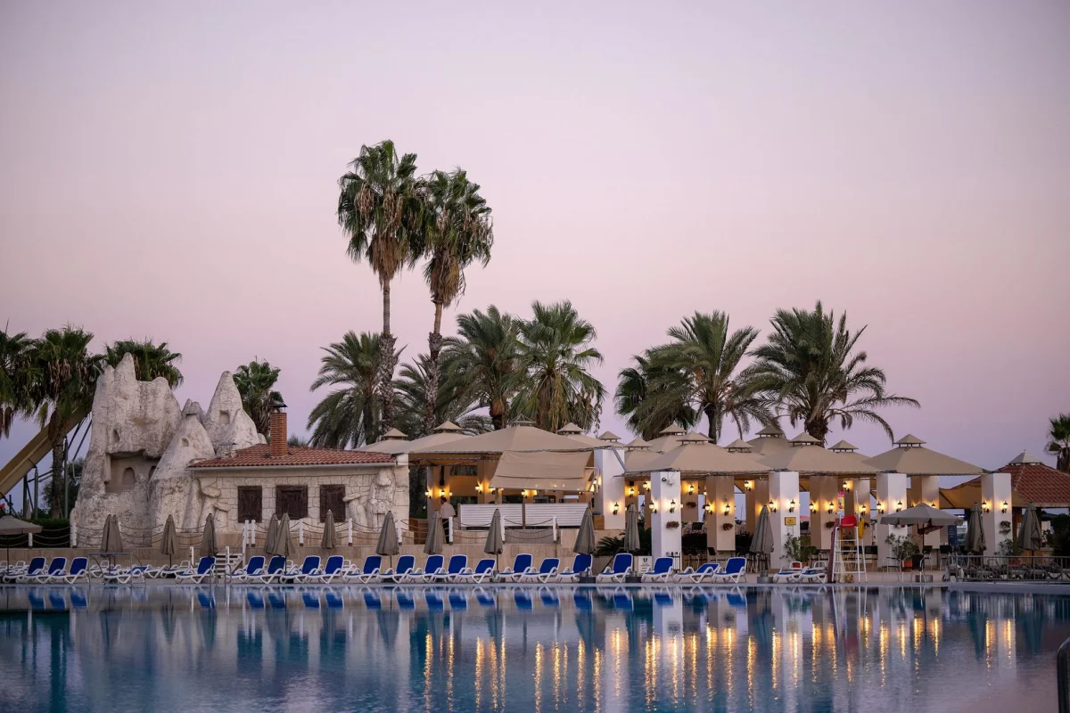  Adora Hotel & Resort