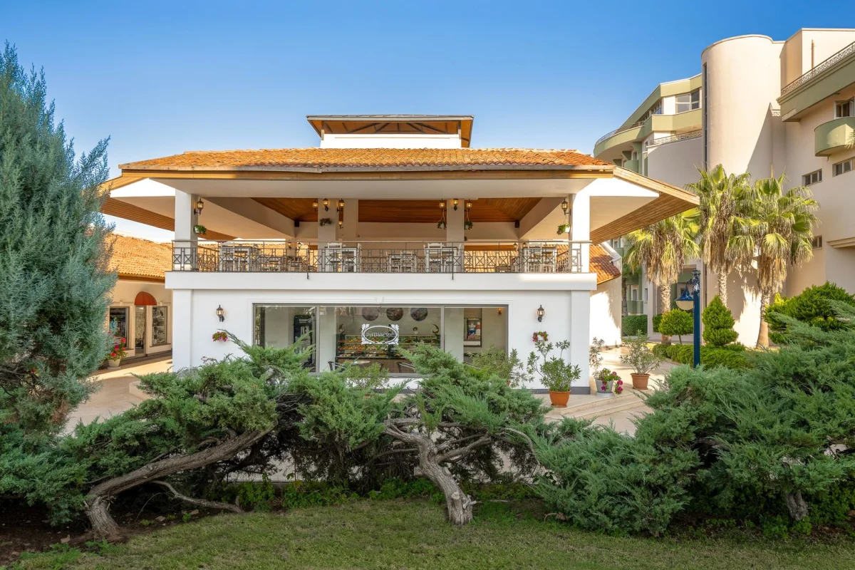  Adora Hotel & Resort