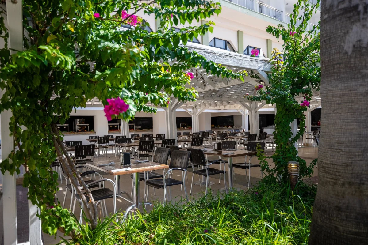  Adora Hotel & Resort