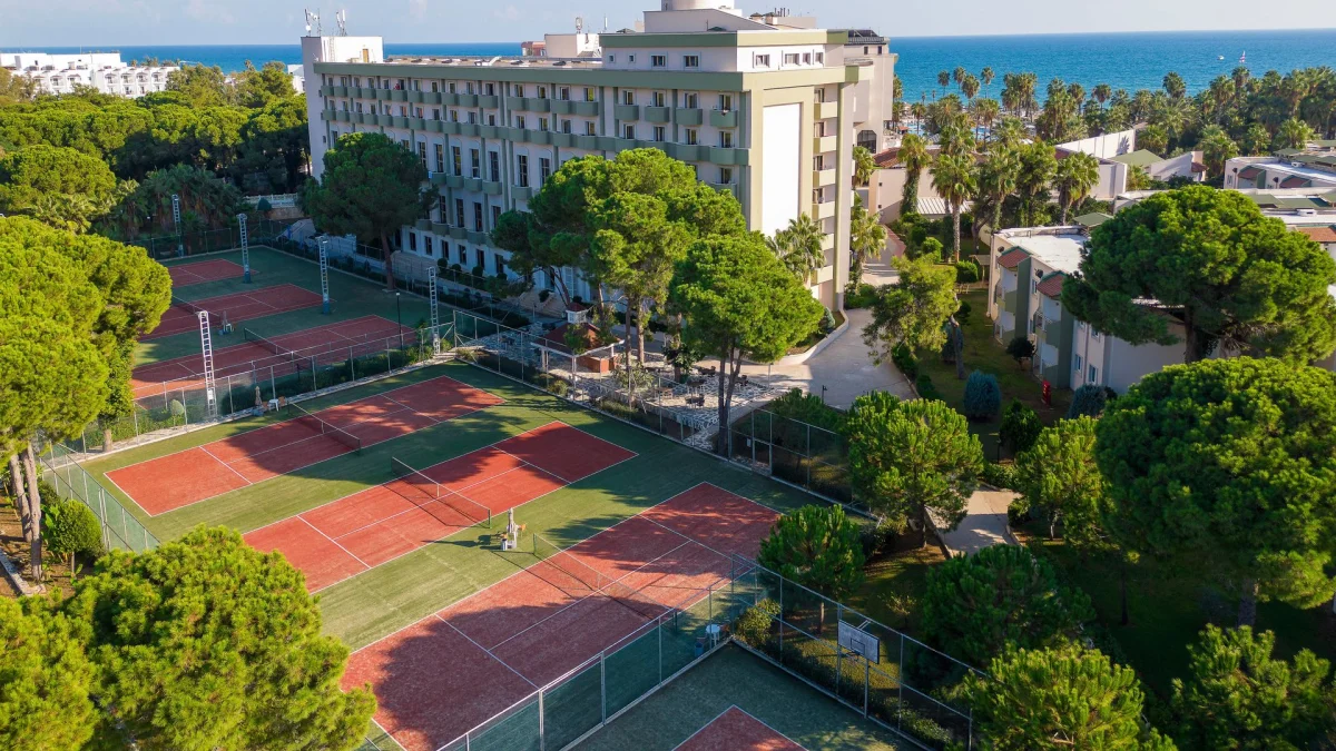  Adora Hotel & Resort