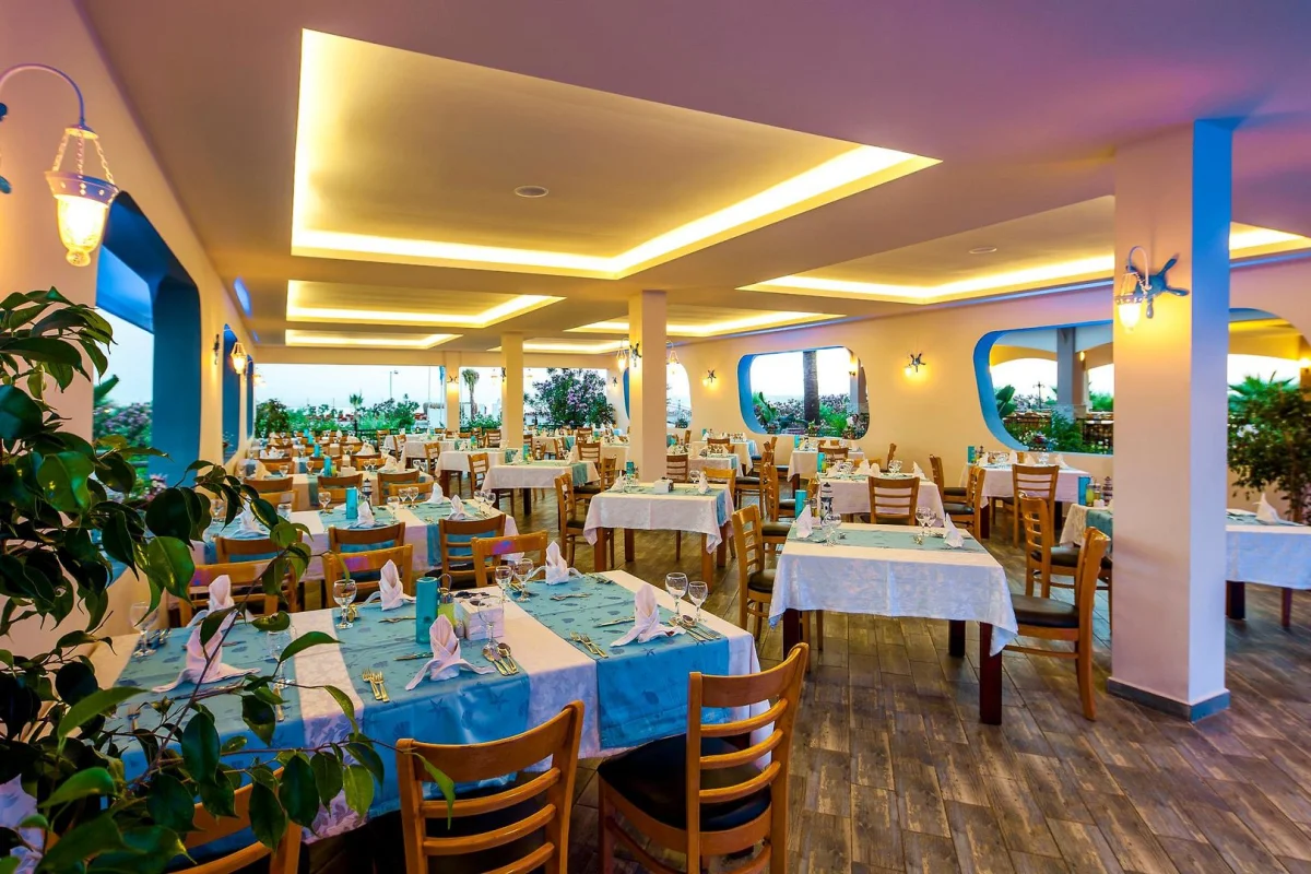Club Hotel Turan Prince World