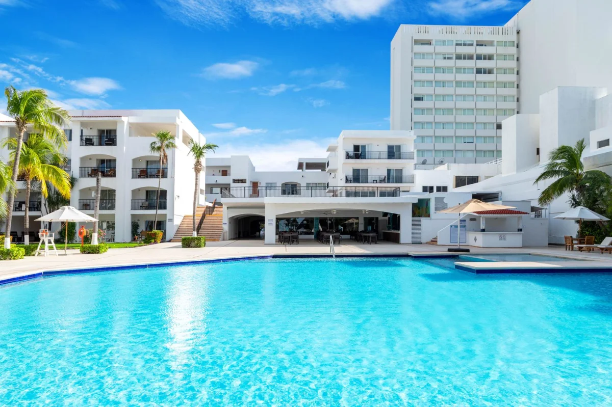  Beachscape Kin Ha Villas And Suites