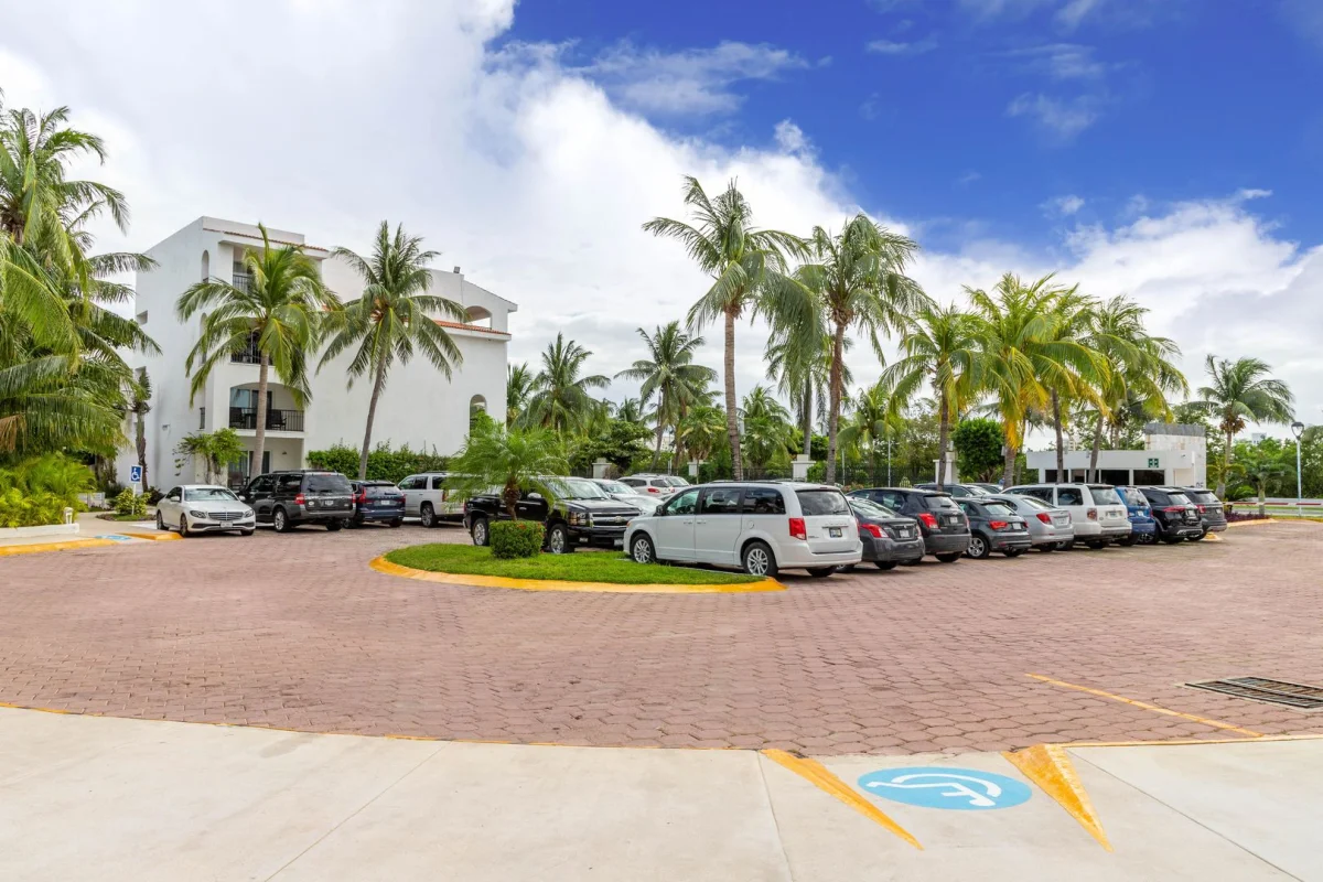  Beachscape Kin Ha Villas And Suites
