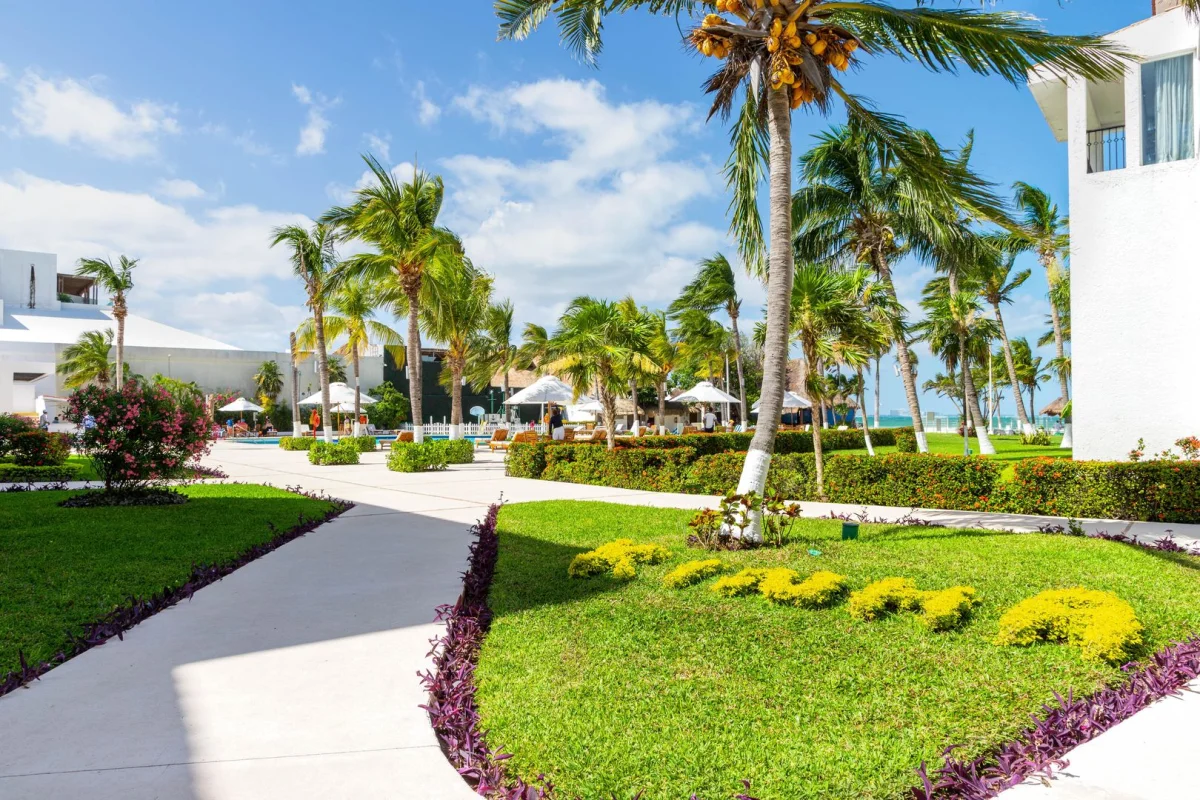  Beachscape Kin Ha Villas And Suites